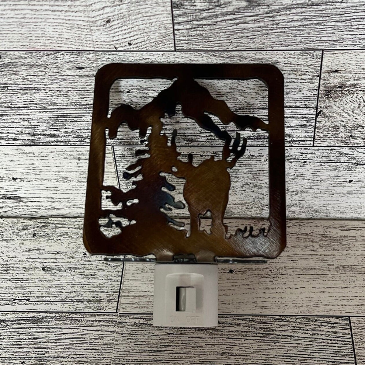 Metal Wildlife Nightlight: Heat-Treated Steel Cabin Decor