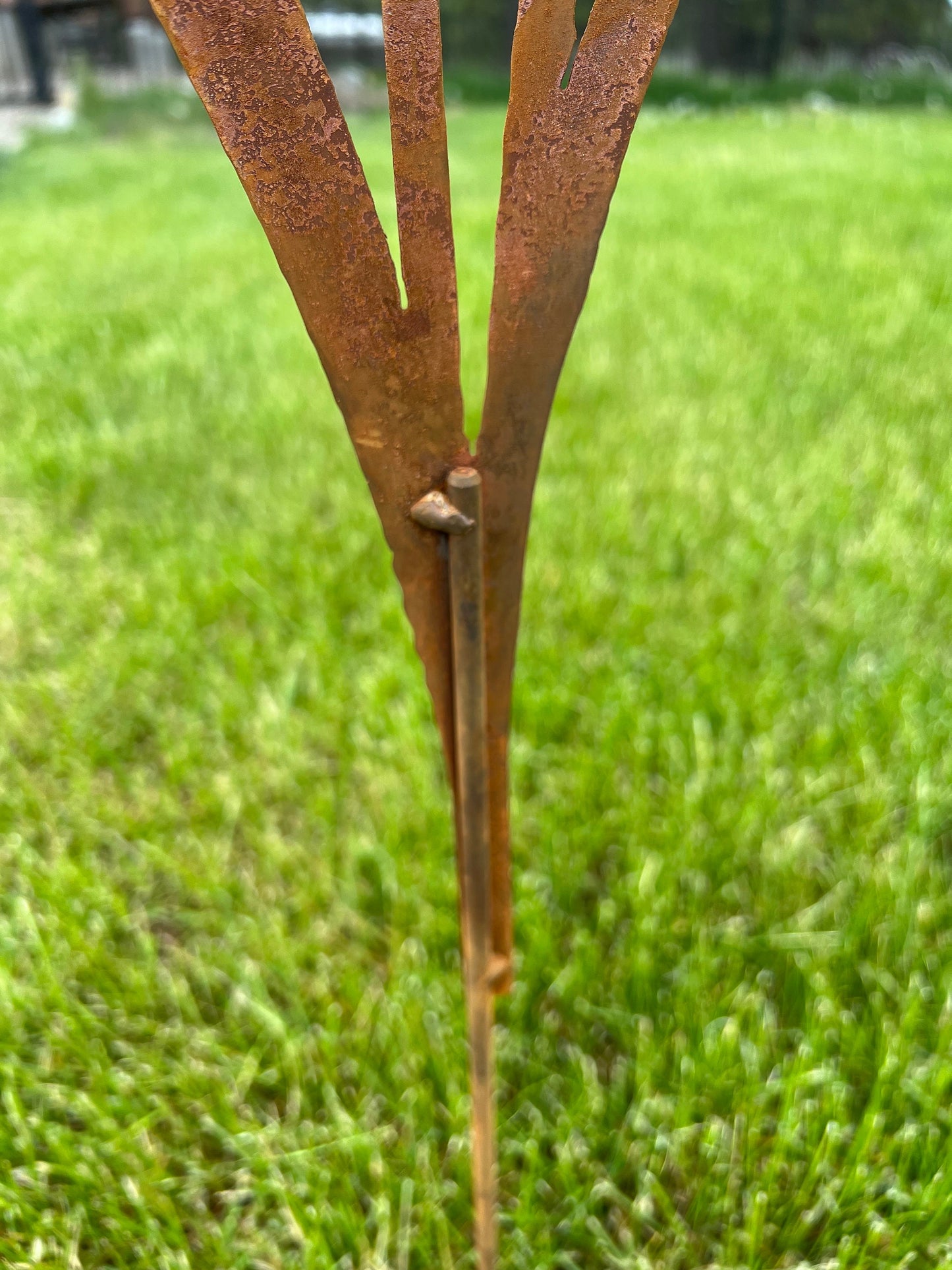 Rusty Metal Cattail Garden Stakes: Natural Rust Finish