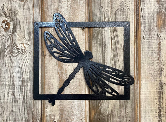 Metal Dragonfly Art: Garden Decor, Black or Rusty Finish