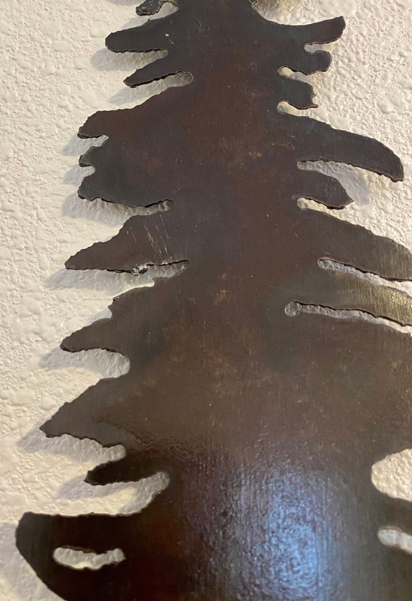 Rusty Saw Blade Tree Art: Repurposed Hand Saw Decor
