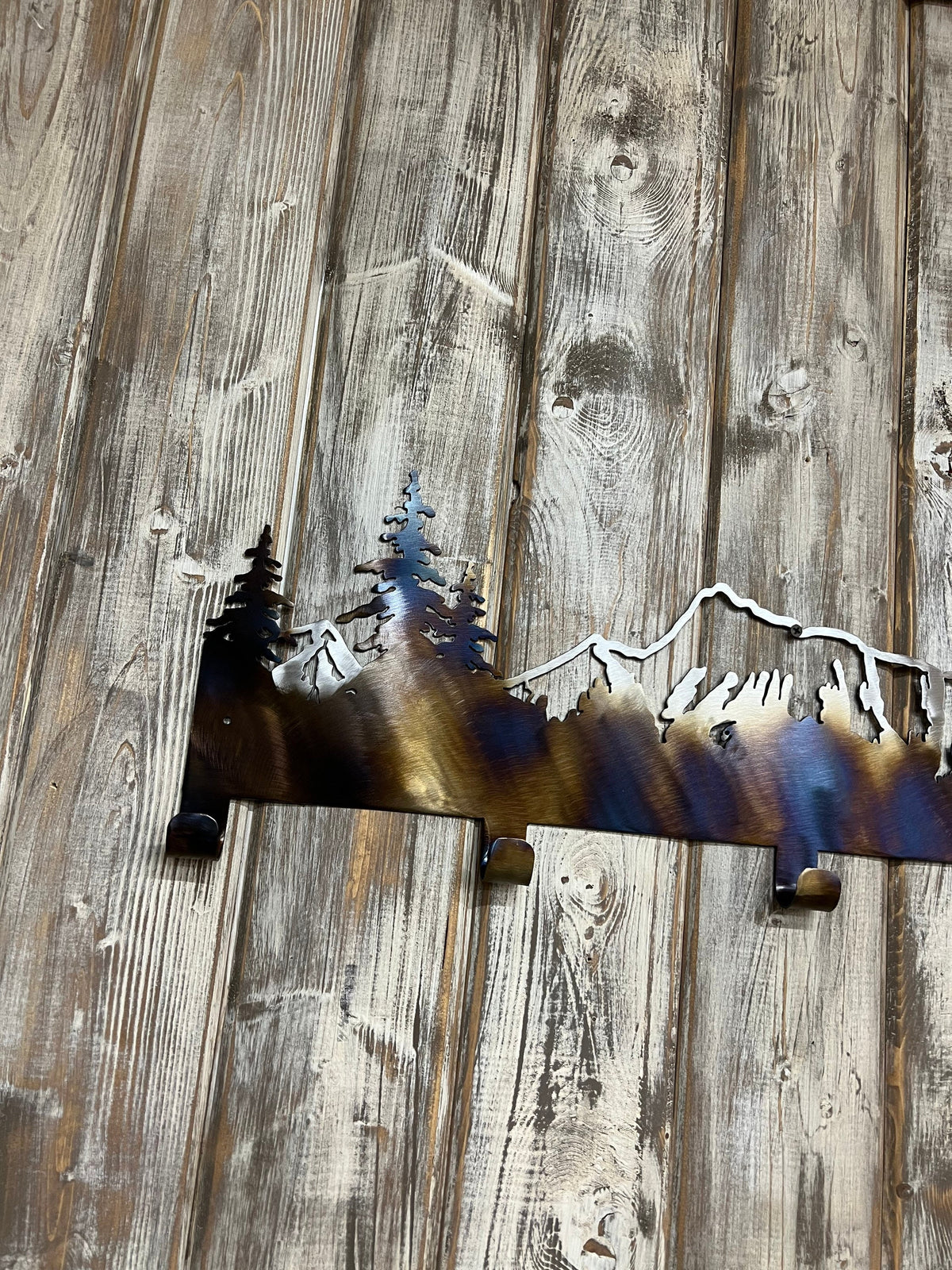 Mountain Towel Hanger: Metal Art Cabin Decor with 5 Hooks