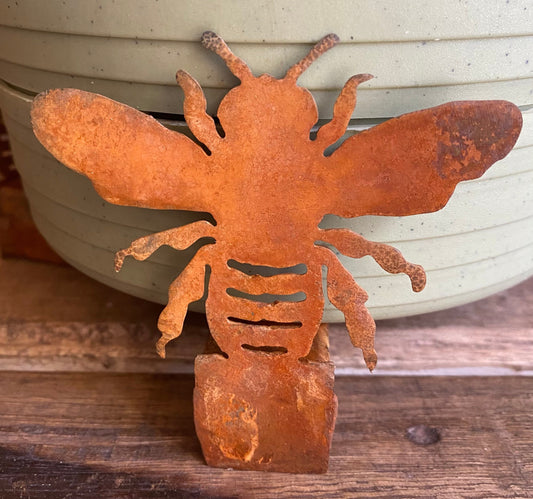 Flowerpot Feet, Metal Art, Garden Decor, Planter Feet, Flower Planter, Bees, Honeybees, Bumblebees, The Bees Knees, Ladybugs