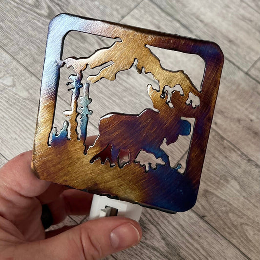 Metal Wildlife Nightlight: Heat-Treated Steel Cabin Decor