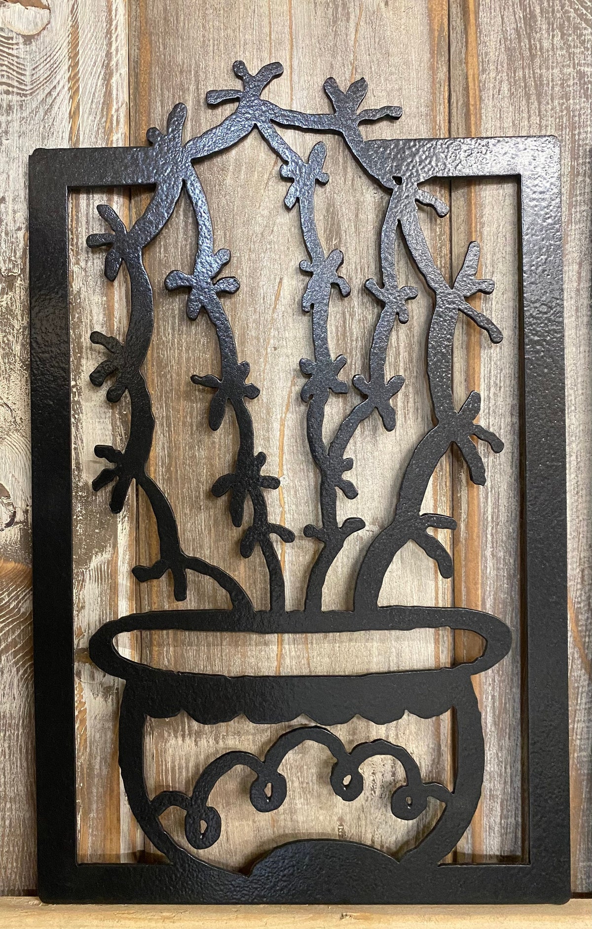 Metal Cactus Wall Art: Southwest Succulent Decor