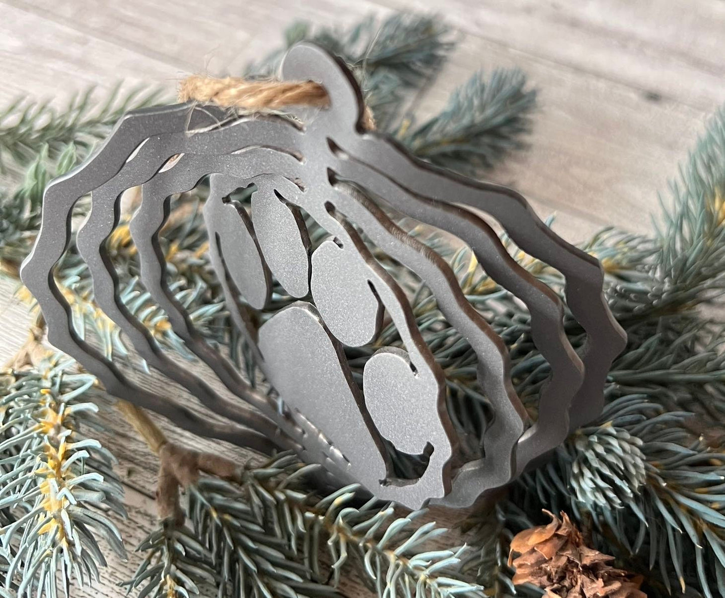 Metal 3-D Paw Print Ornament: Rustic Cabin Decor