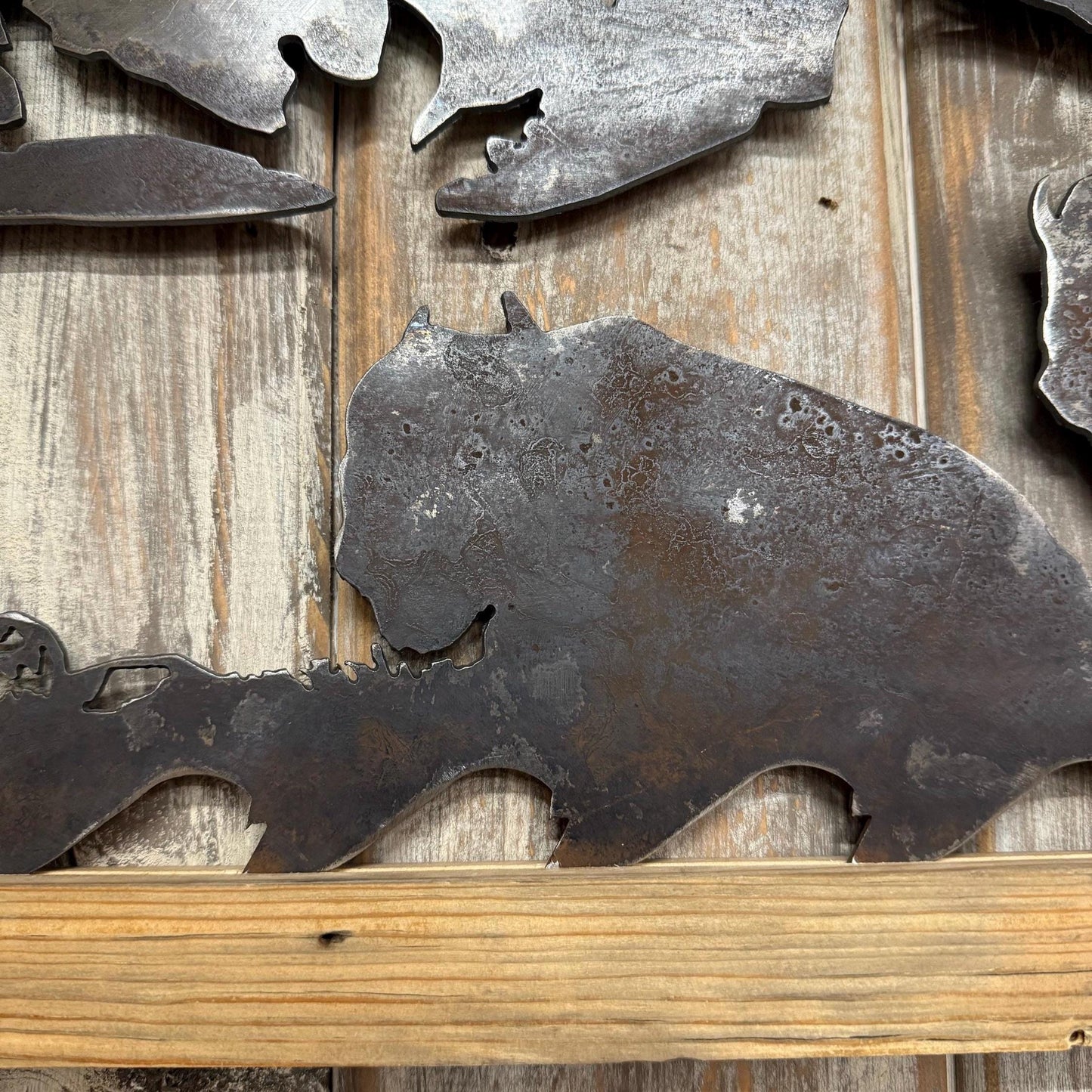 Buffalo Scene Saw Blade Art: Rustic Lodge Cabin Decor