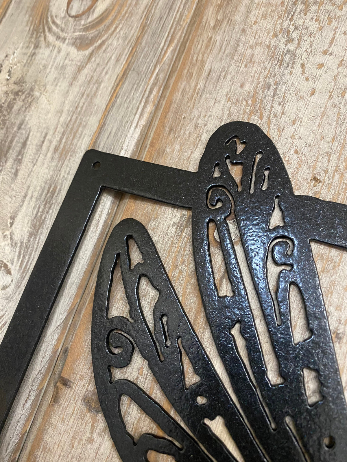 Metal Dragonfly Art: Garden Decor, Black or Rusty Finish