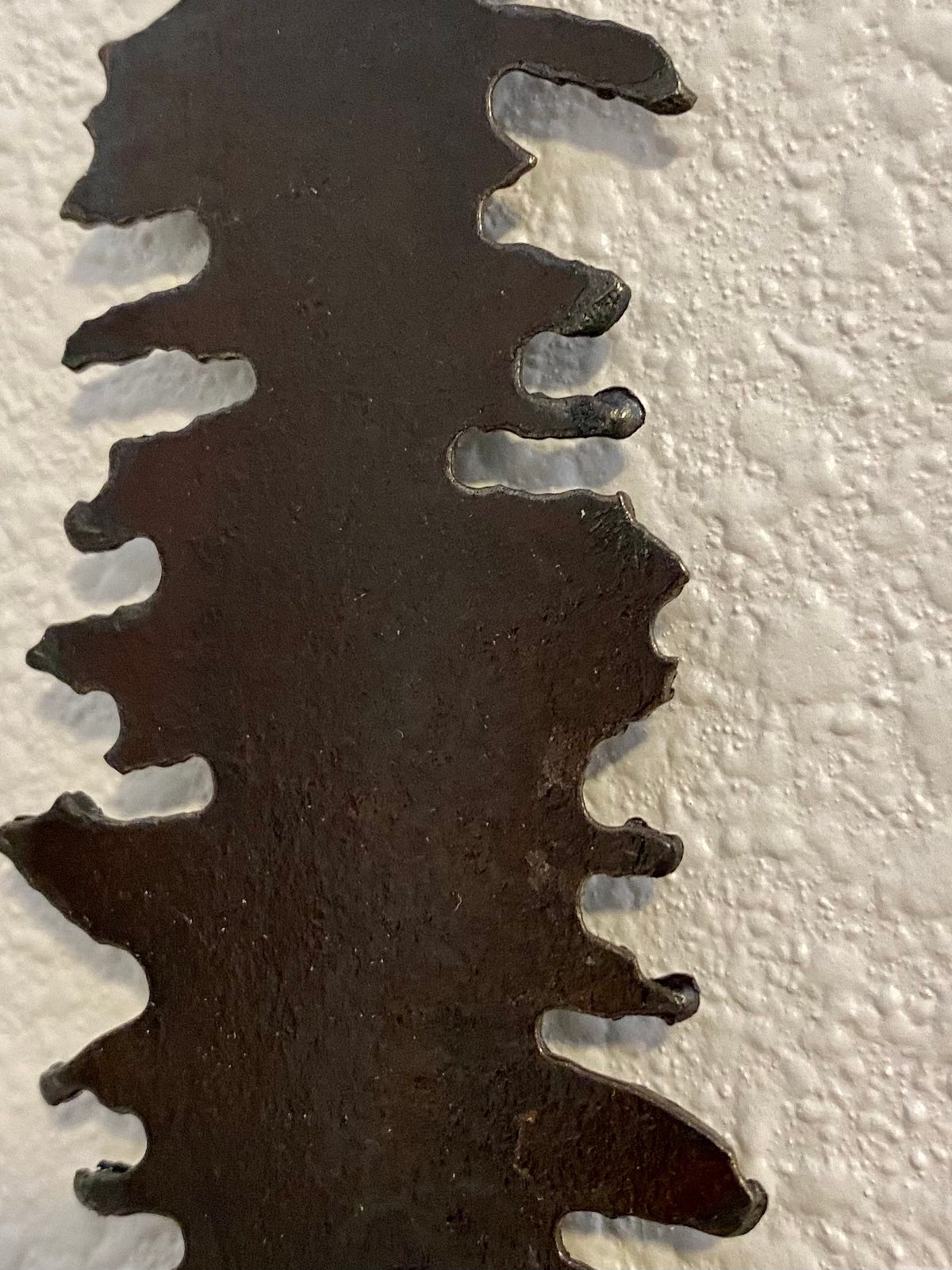 Rusty Saw Blade Tree Art: Repurposed Hand Saw Decor