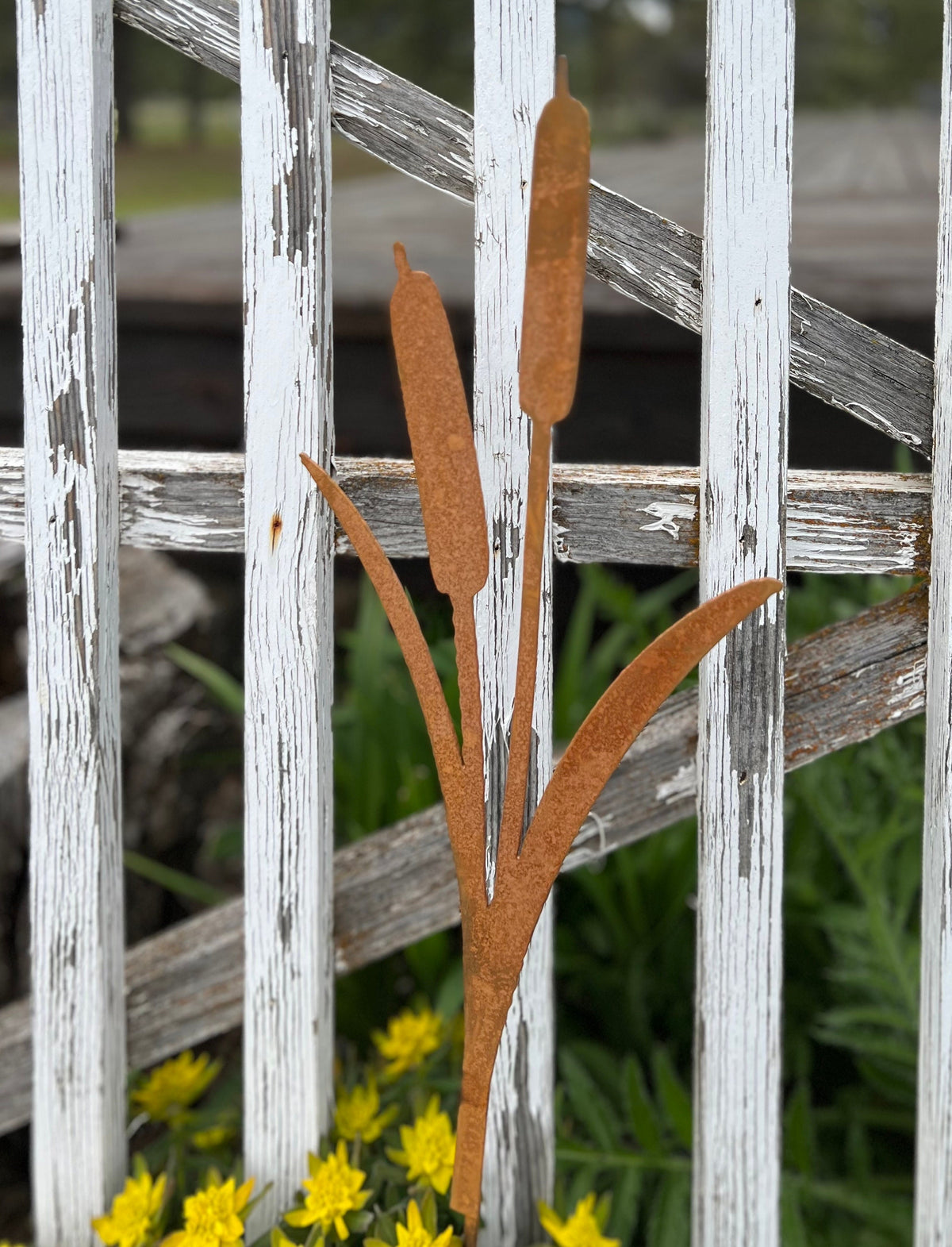Rusty Metal Cattail Garden Stakes: Natural Rust Finish