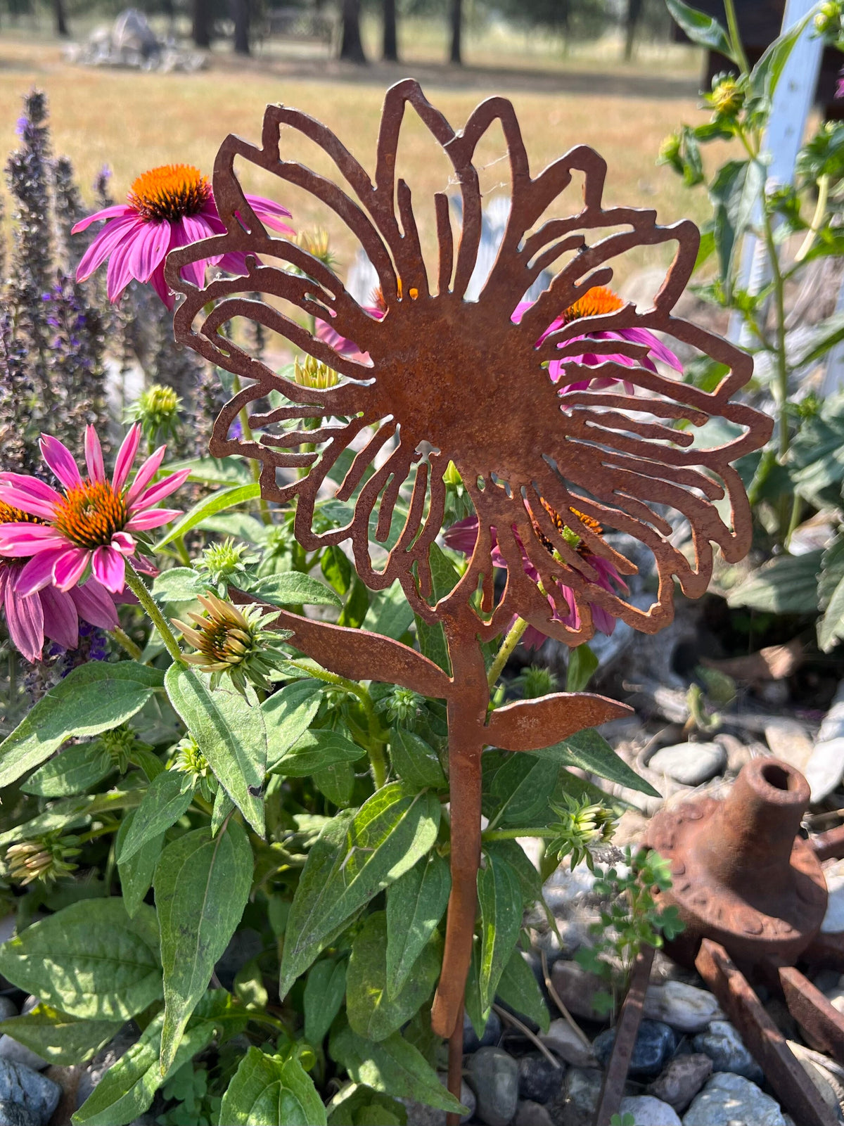 Rusty Metal Sunflower Garden Stake: Natural Rust Finish