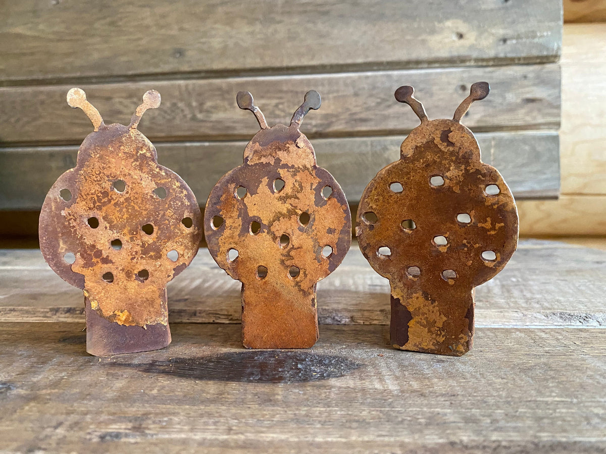 Flowerpot Feet, Metal Art, Garden Decor, Planter Feet, Flower Planter, Bees, Honeybees, Bumblebees, The Bees Knees, Ladybugs