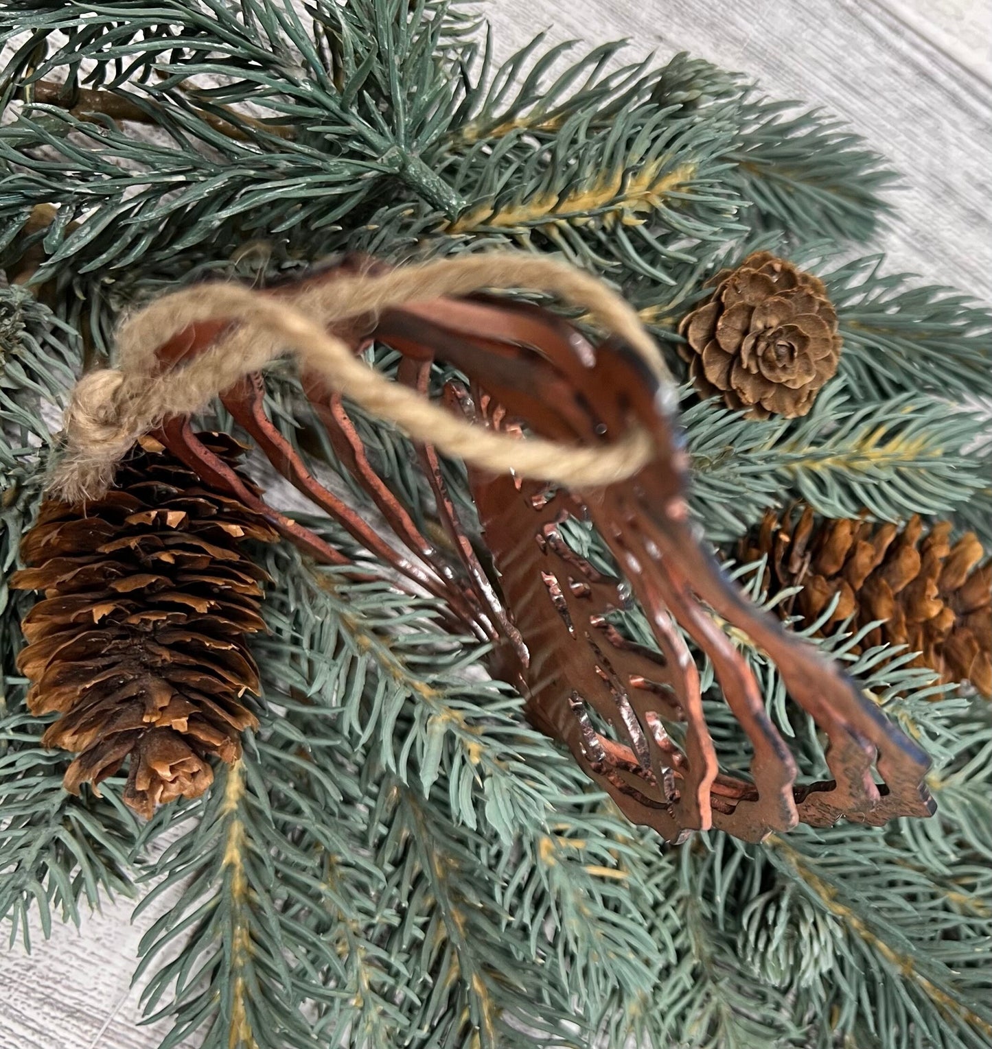 Rustic Copper Patina Metal Elk Ornament: 3-D Cabin Decor