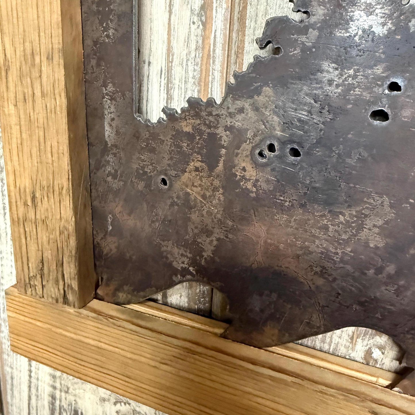 Buffalo Scene Saw Blade Art: Rustic Lodge Cabin Decor