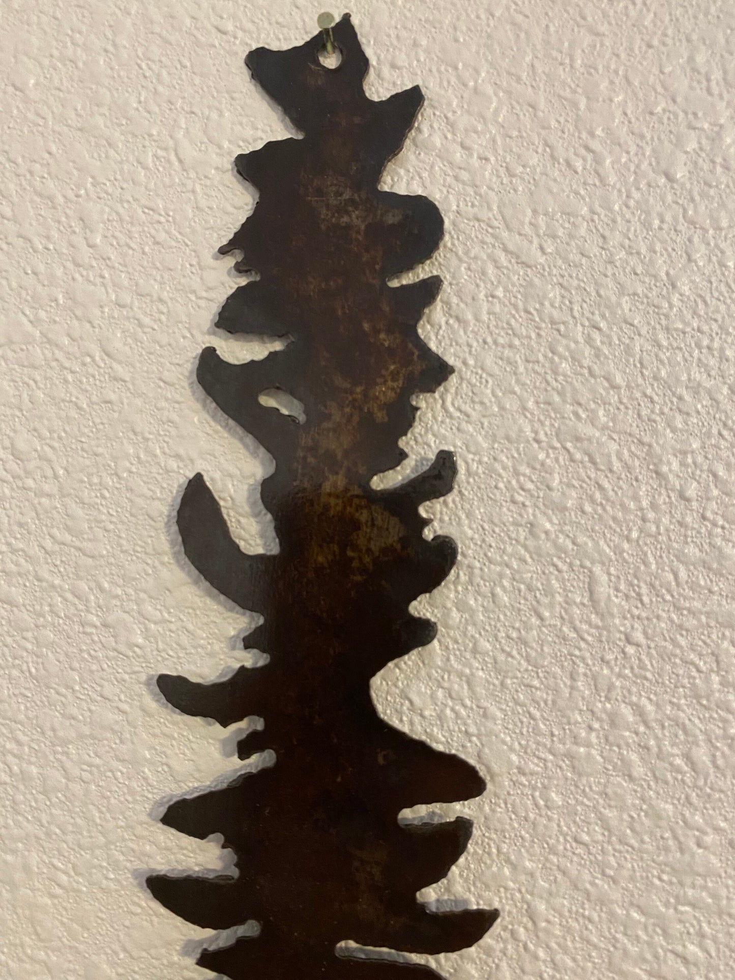 Rusty Saw Blade Tree Art: Repurposed Hand Saw Decor