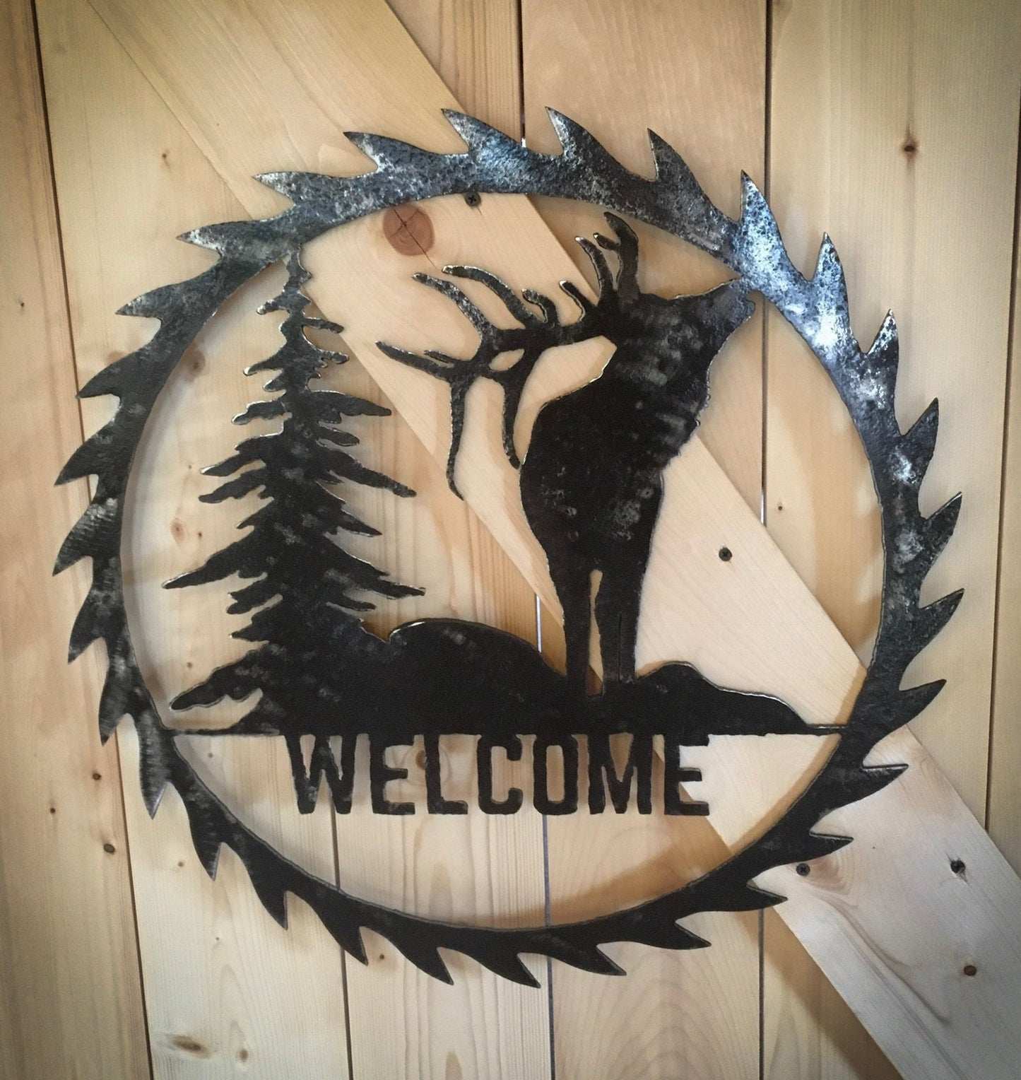 Reclaimed Saw Blade Art: Rustic Cabin Decor Welcome Sign