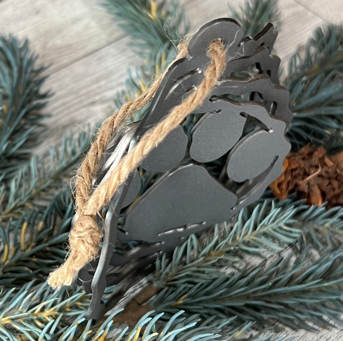 Metal 3-D Paw Print Ornament: Rustic Cabin Decor