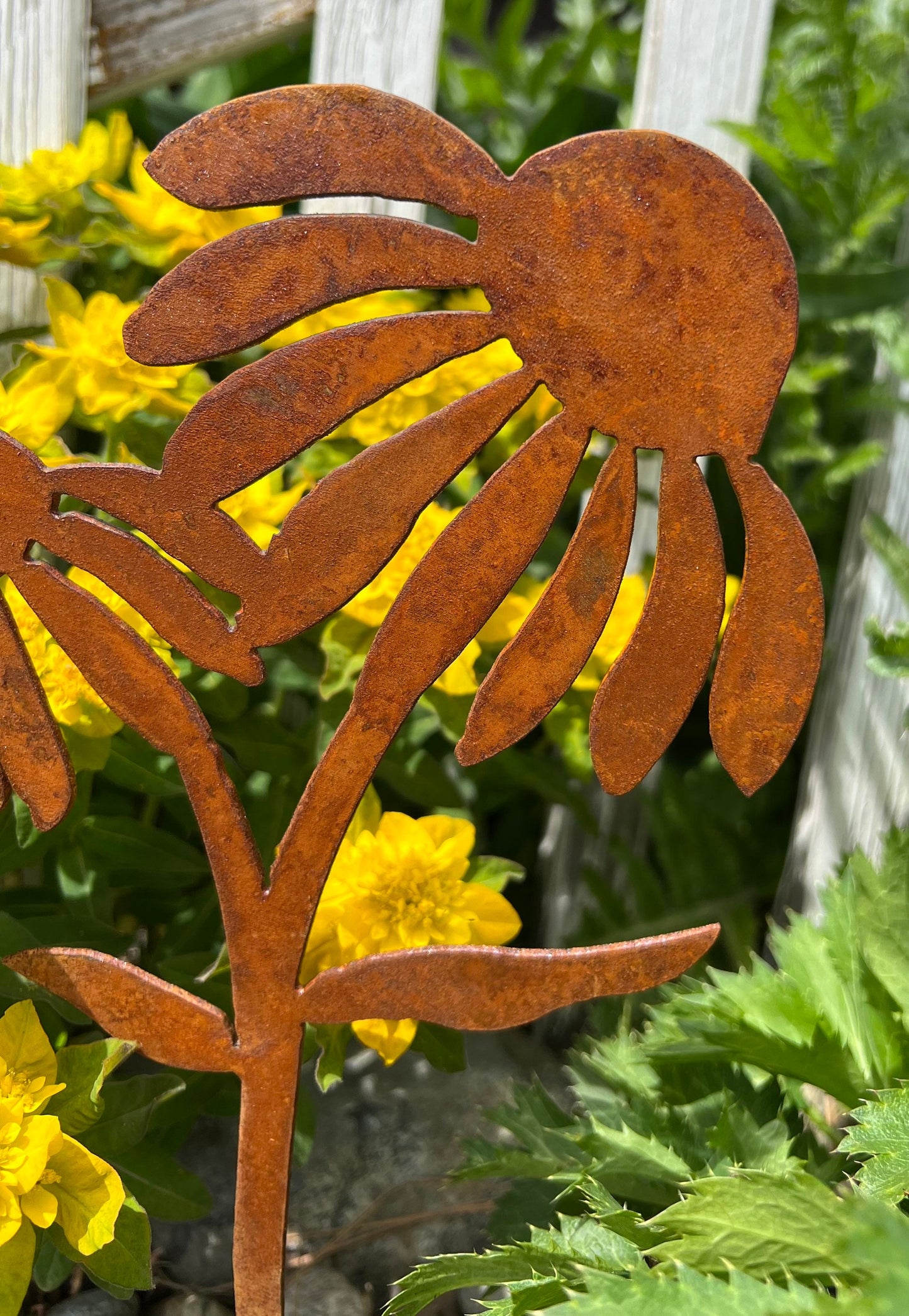 Rusty Metal Coneflower Garden Stake: Natural Rust Finish