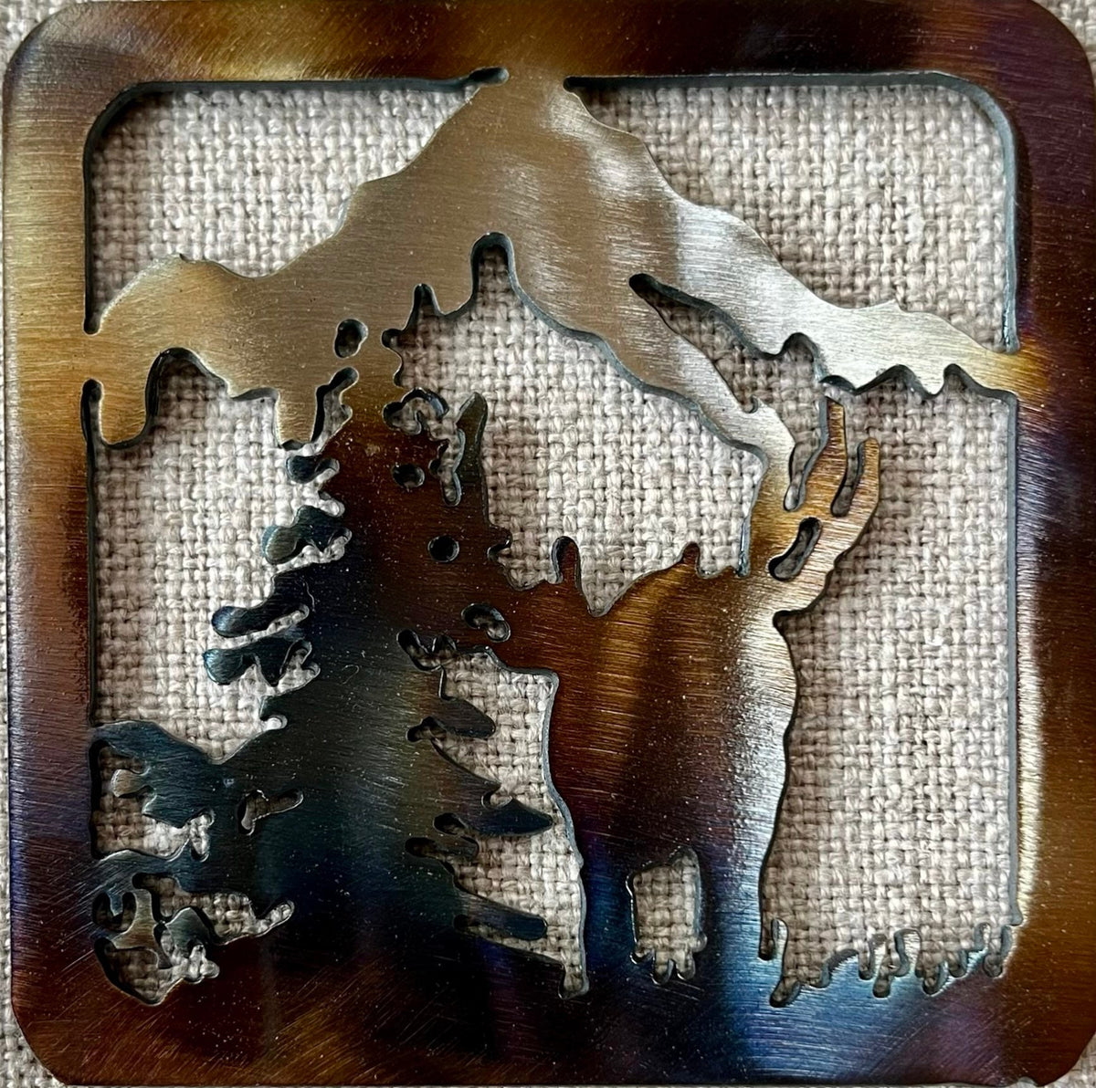 Metal Elk Trivet: Heat-Treated Steel Cabin Decor
