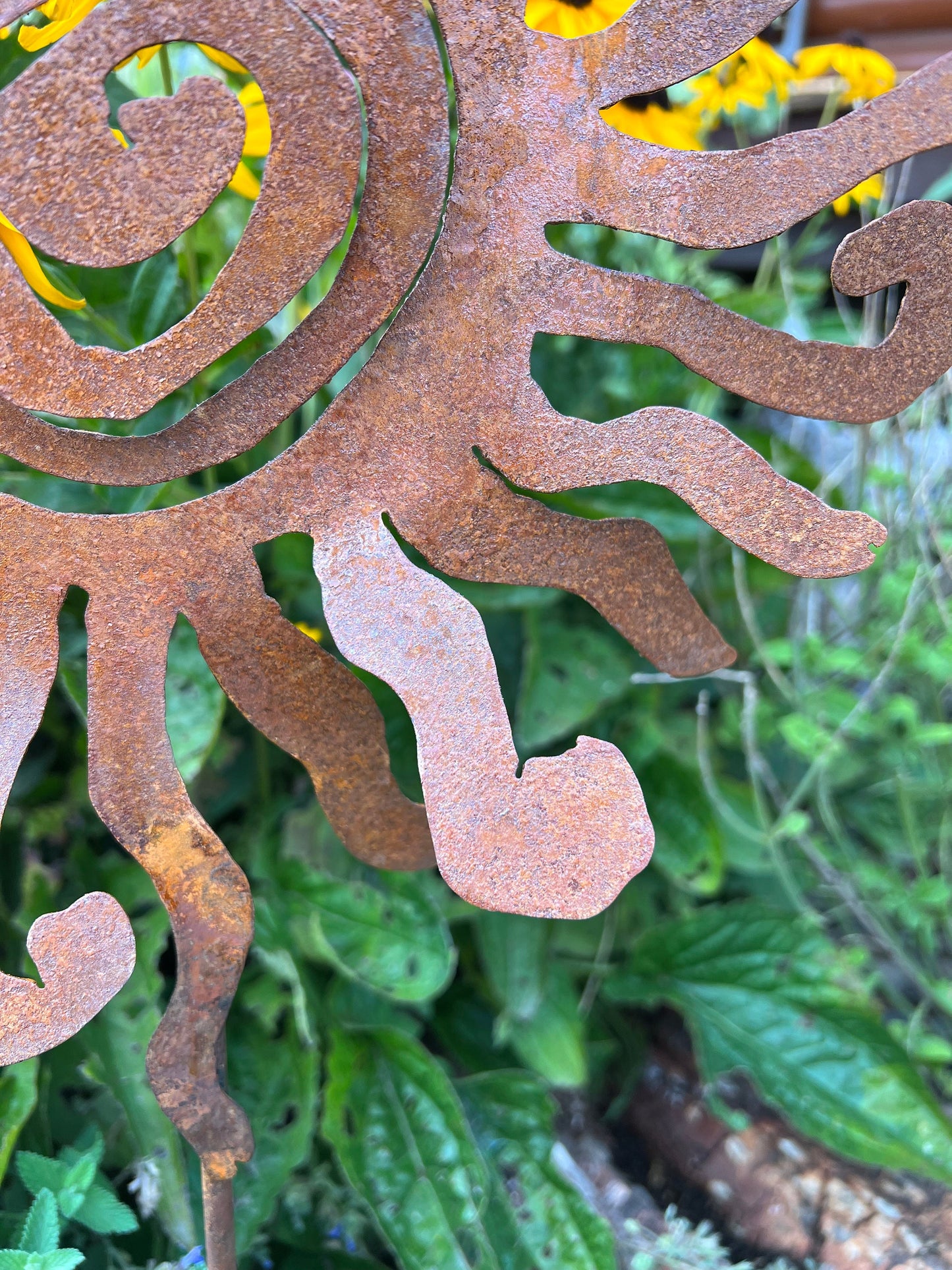 Rusty Metal Sun Garden Stake: Southwestern Art Decor